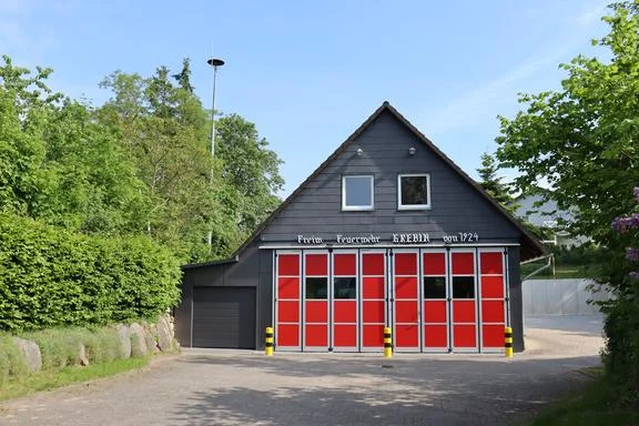 Das ist das Gerätehaus der Freiwilligen Feuerwehr Grebin